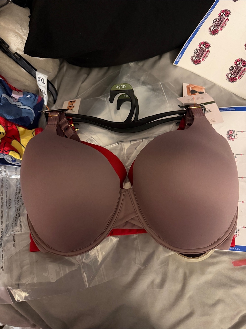 Smooth Molded Push-Up Bra in Taupe and Red